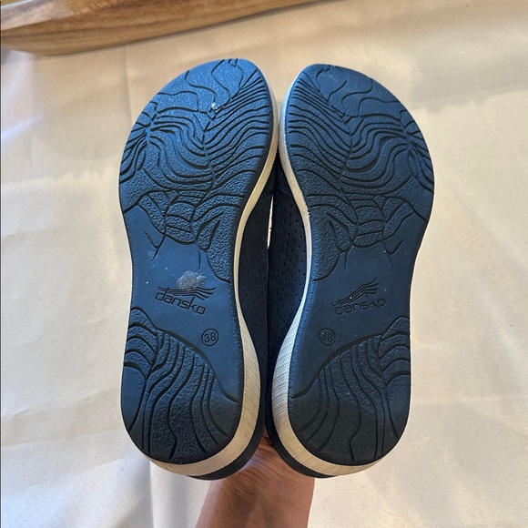 Dansko Odina Nubuck Perforated Slip On Shoes womens size 38 navy blue EUC - Picture 6 of 6